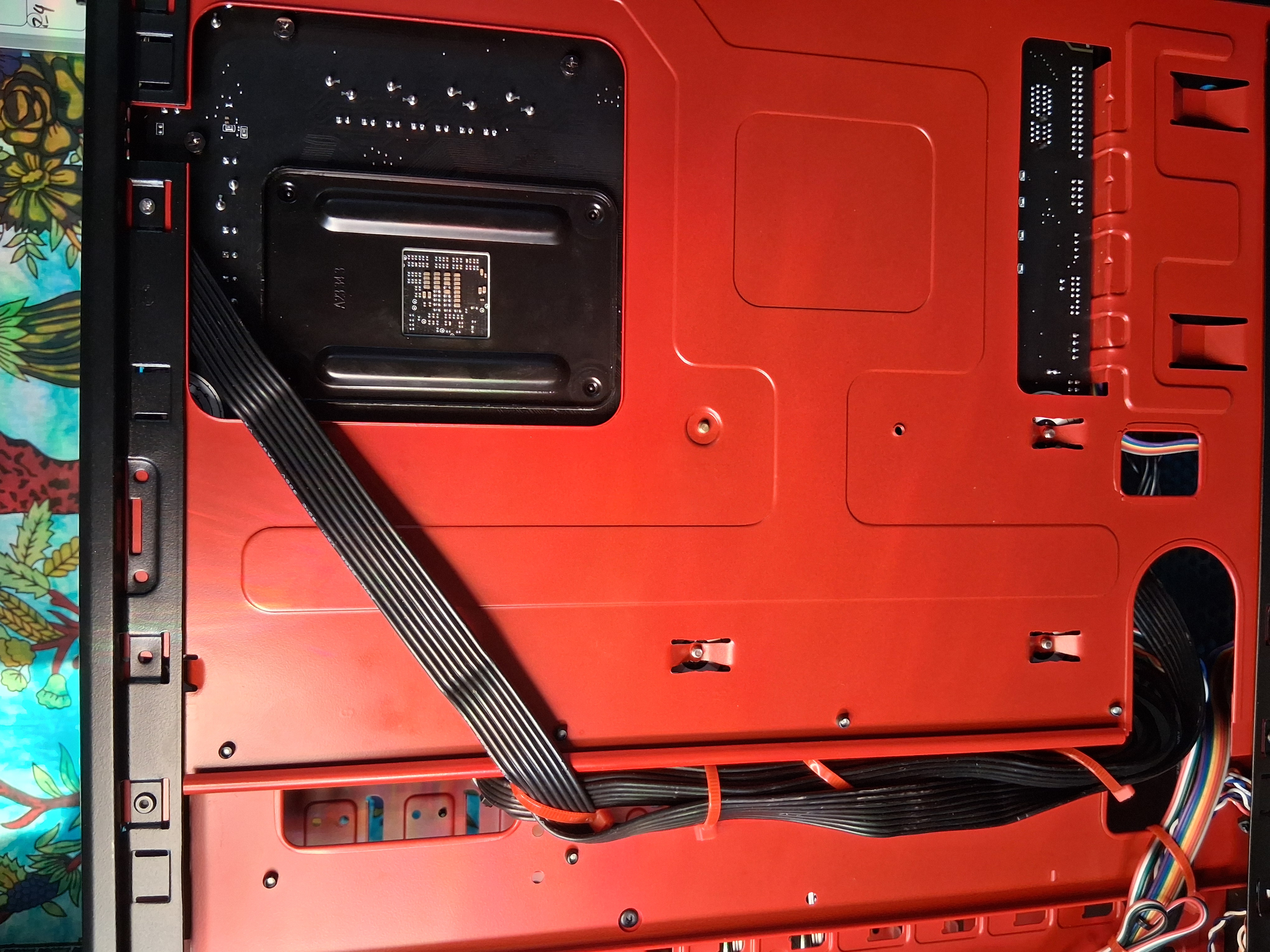 Red Case Photo 1